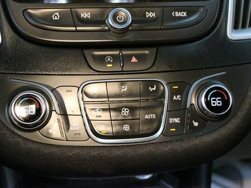 Used 2023 Chevrolet Malibu LT w/ Driver Confidence Package FWD image 25