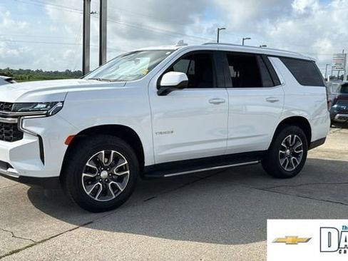 Used 2023 Chevrolet Tahoe LS RWD image 3