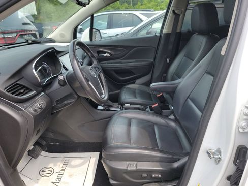 Used 2018 Buick Encore Essence AWD/4WD image 6