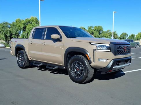 Used 2023 Nissan Frontier PRO-4X w/ Pro-4X Premium Package image 5