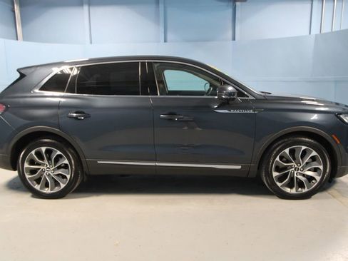 Used 2022 Lincoln Nautilus Reserve w/ Equipment Group 201A AWD/4WD image 34