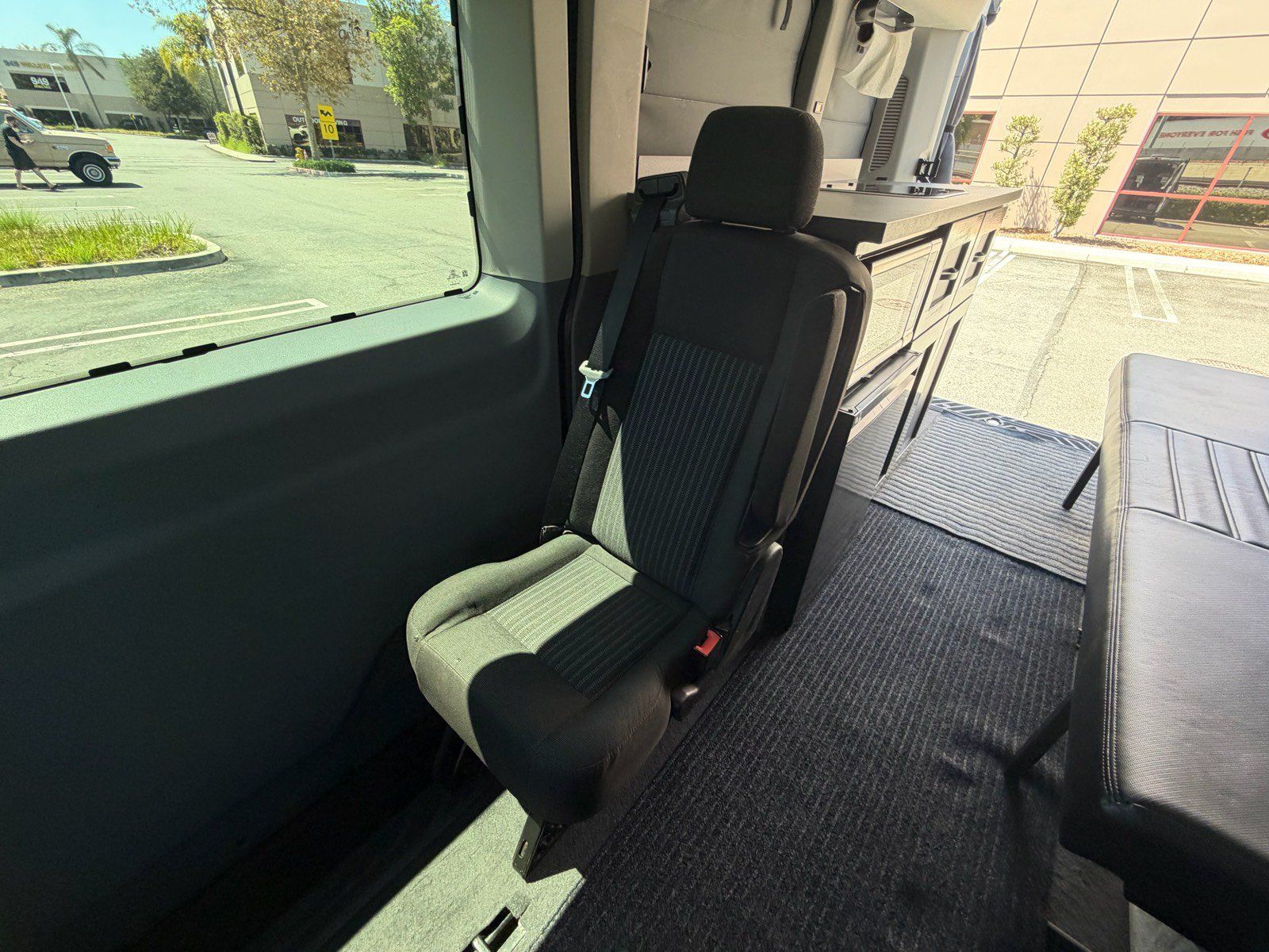 Used 2015 Ford Transit 350 XLT RWD image 16