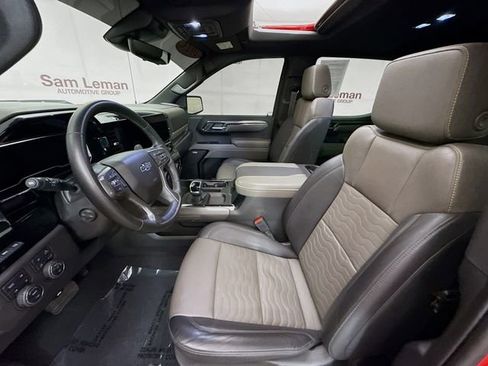 Used 2023 Chevrolet Silverado 1500 ZR2 w/ Technology Package image 21