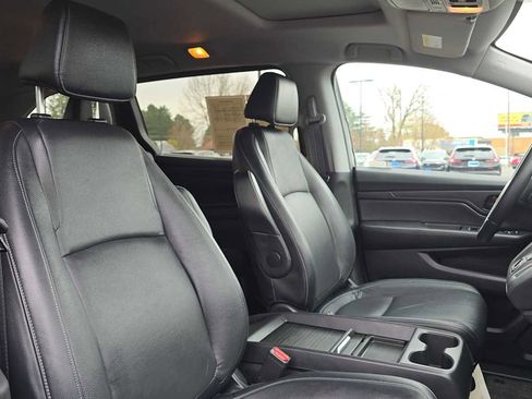 Used 2024 Honda Odyssey EX-L image 13