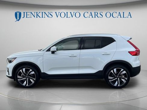 Certified 2023 Volvo XC40 B4 Ultimate w/ Protection Package Premier FWD image 6