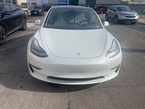 Used 2019 Tesla Model 3 Long Range image 9