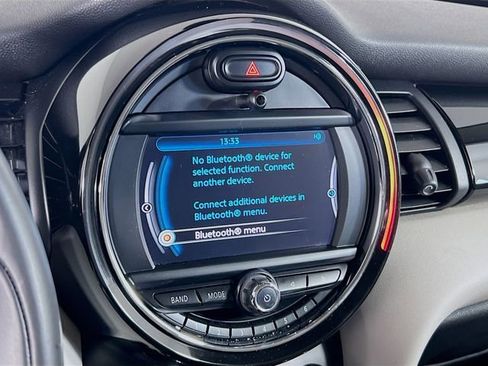 Used 2018 MINI Cooper S image 16