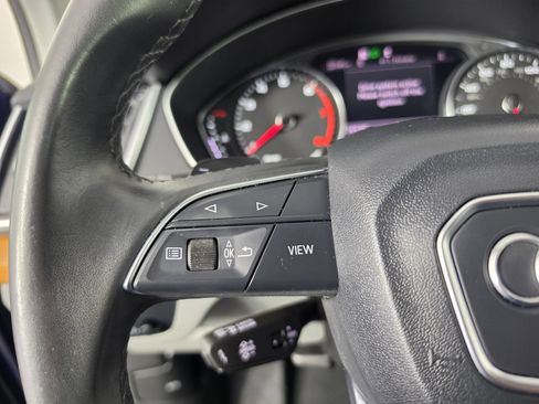 Used 2024 Audi Q5 Premium w/ Convenience Package AWD/4WD image 23