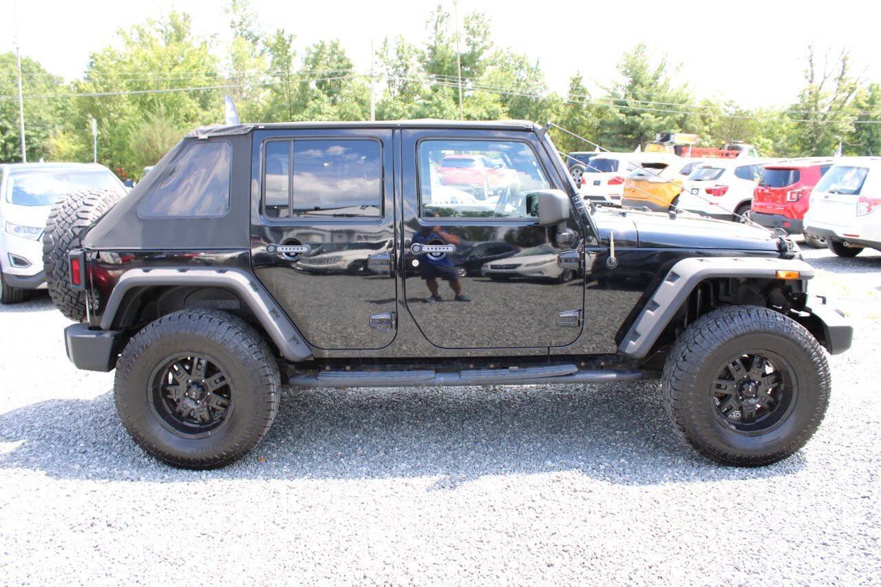 Used 2014 Jeep Wrangler Unlimited Sport w/ Quick Order Package 24S AWD/4WD image 6