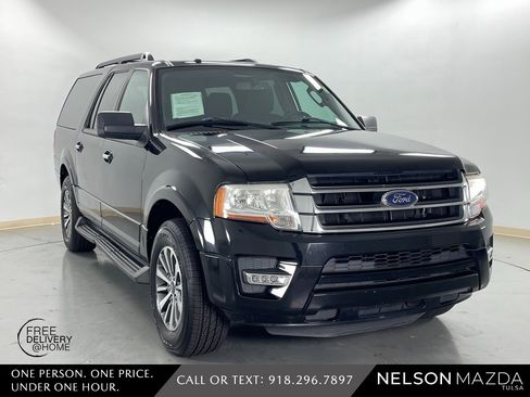 Used 2017 Ford Expedition EL XLT image 4