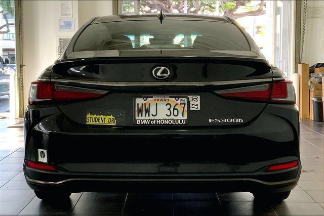 Used 2023 Lexus ES 300h F Sport FWD image 4