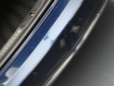 Used 2017 Lincoln Continental Select w/ Climate Package image 31