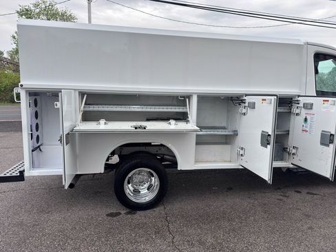 Used 2023 Ford Transit 350 w/ Interior Upgrade Package RWD image 33