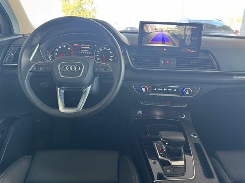 Used 2024 Audi Q5 2.0T Premium w/ Convenience Package image 12