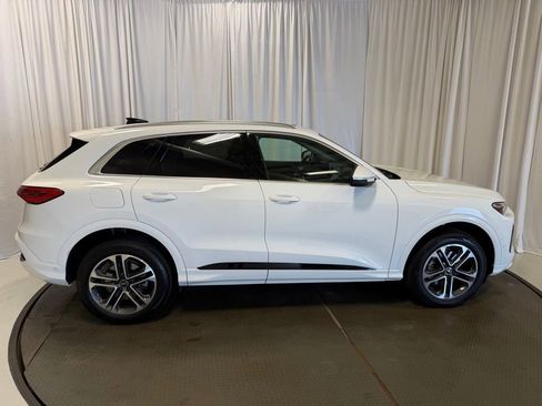 Certified 2025 Audi Q5 Premium w/ Convenience Package AWD/4WD image 31