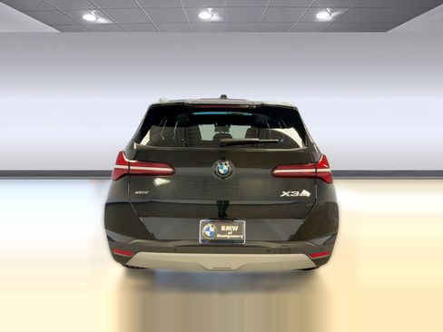 Used 2026 BMW X3 xDrive30 w/ Convenience Package AWD/4WD image 8