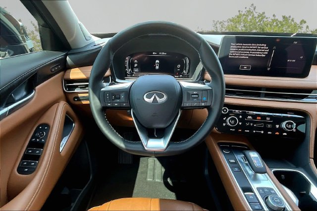 Used 2025 INFINITI QX60 Sensory w/ Cargo Package AWD/4WD image 5