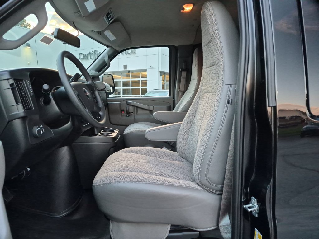 New 2026 GMC Savana 2500 LS RWD image 17