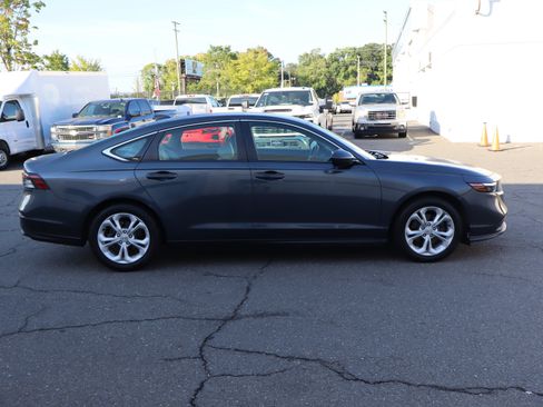 Used 2024 Honda Accord LX image 11