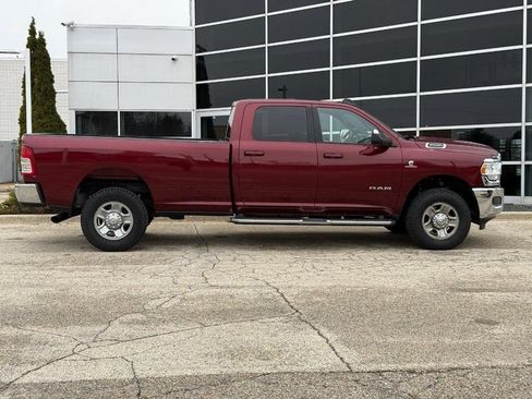 Used 2022 RAM 2500 Big Horn AWD/4WD image 2