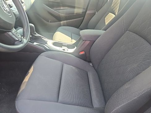 Used 2024 Toyota Corolla LE FWD image 4