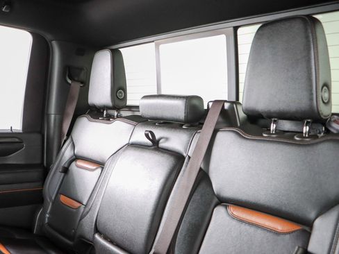 Used 2024 GMC Sierra 2500 AT4 w/ AT4 Premium Plus Package image 29