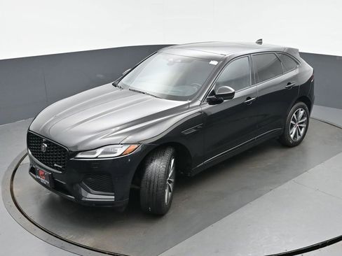 Used 2021 Jaguar F-PACE R-Dynamic S image 33