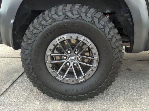 Used 2019 Ford F150 Raptor w/ Equipment Group 802A Luxury image 9