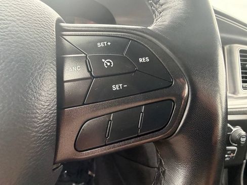 Used 2023 Dodge Charger SXT RWD image 25
