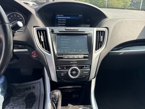 Used 2019 Acura TLX FWD image 17