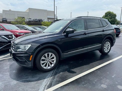 Used 2018 Volkswagen Tiguan SE FWD image 4