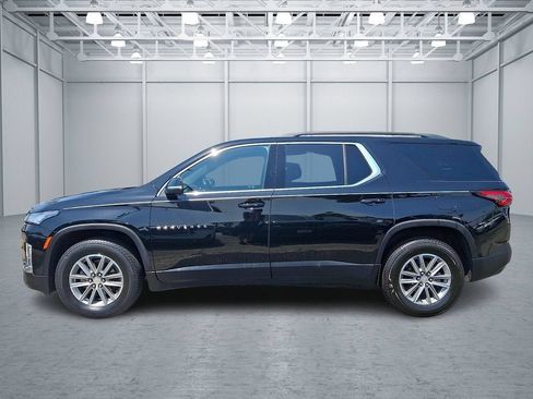 Certified 2023 Chevrolet Traverse LT FWD image 9