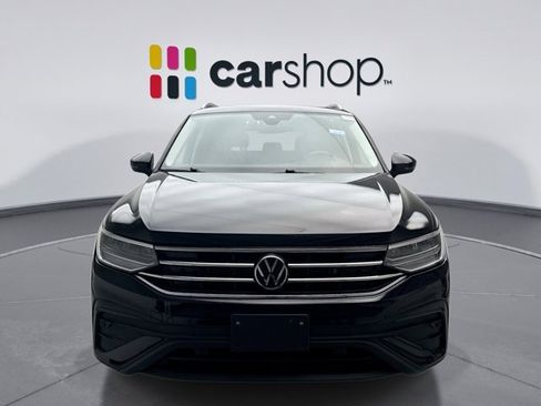 Used 2023 Volkswagen Tiguan SE AWD/4WD image 6