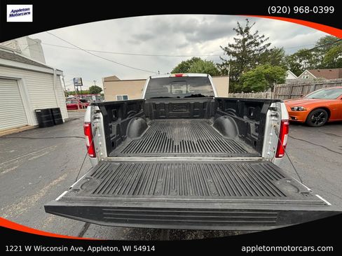 Used 2018 Ford F150 XLT w/ Equipment Group 302A Luxury AWD/4WD image 31
