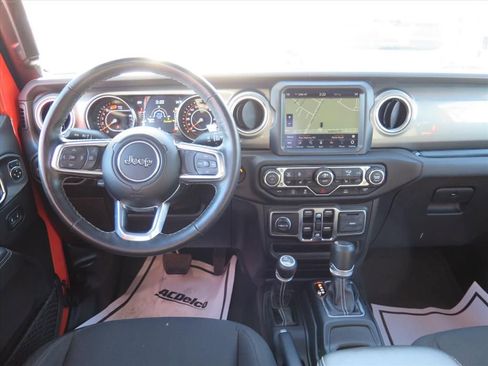 Used 2023 Jeep Wrangler Sahara w/ Cold Weather Group image 16