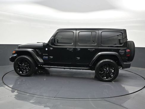 Used 2024 Jeep Wrangler Unlimited Sahara AWD/4WD image 2