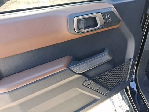Used 2023 Ford Bronco Outer Banks AWD/4WD image 12