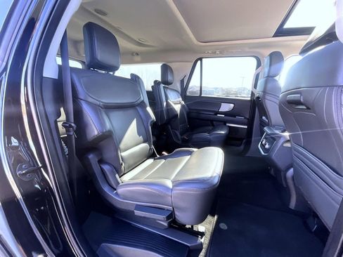 Used 2025 Ford Expedition Max Active image 19