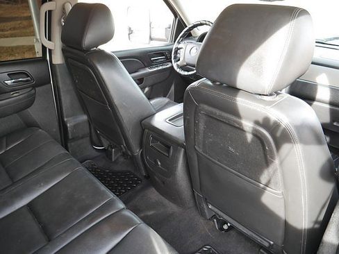 Used 2014 Chevrolet Silverado 2500 LTZ w/ LTZ Plus Package image 44