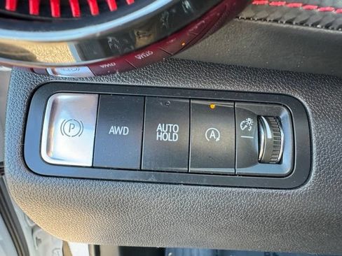 Certified 2025 Chevrolet Equinox RS w/ Safety and Technology Package AWD/4WD image 19