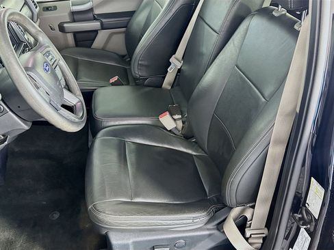 Used 2017 Ford F250 XLT w/ XLT Premium Package AWD/4WD image 19