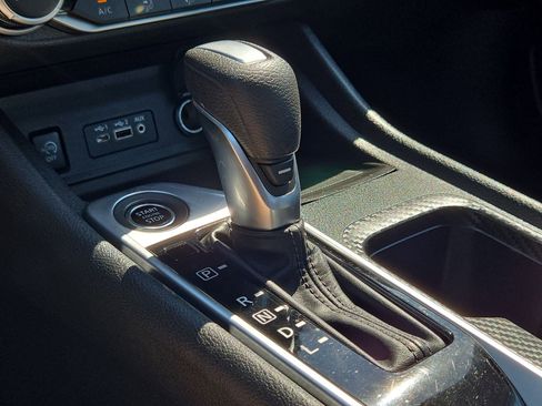 Used 2024 Nissan Sentra SV image 25