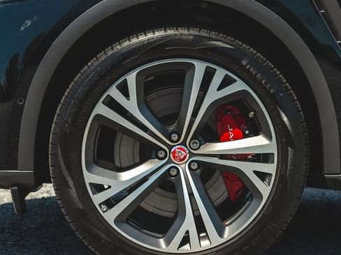 Used 2022 Jaguar F-PACE SVR AWD/4WD image 24
