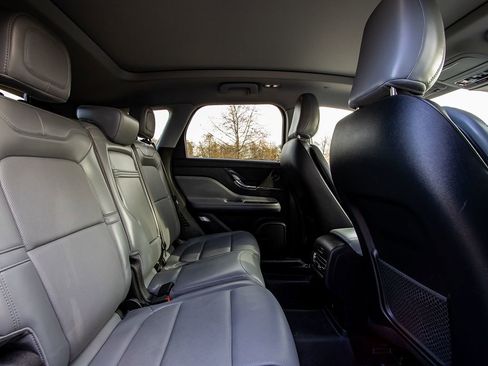 Used 2021 Lincoln Corsair Reserve image 26