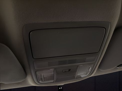 Used 2018 Honda CR-V LX image 28