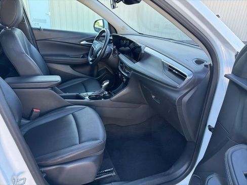Used 2024 Buick Encore GX Sport Touring image 14