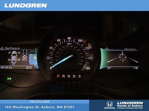 Used 2019 Ford Edge Titanium w/ Cold Weather Package AWD/4WD image 4