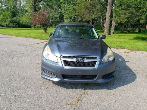 Used 2014 Subaru Legacy 2.5i Premium AWD/4WD image 15