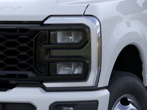 New 2026 Ford F350 XL w/ STX Appearance Package AWD/4WD image 18