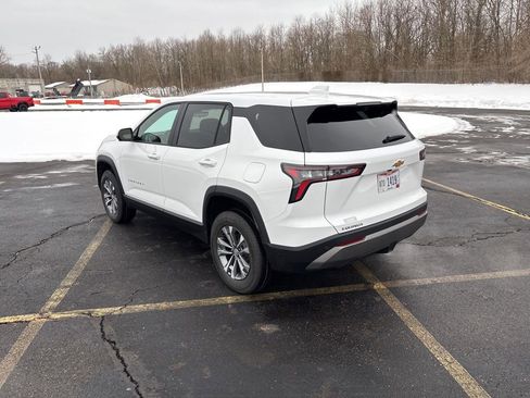 New 2026 Chevrolet Equinox LT w/ Convenience Package II image 7